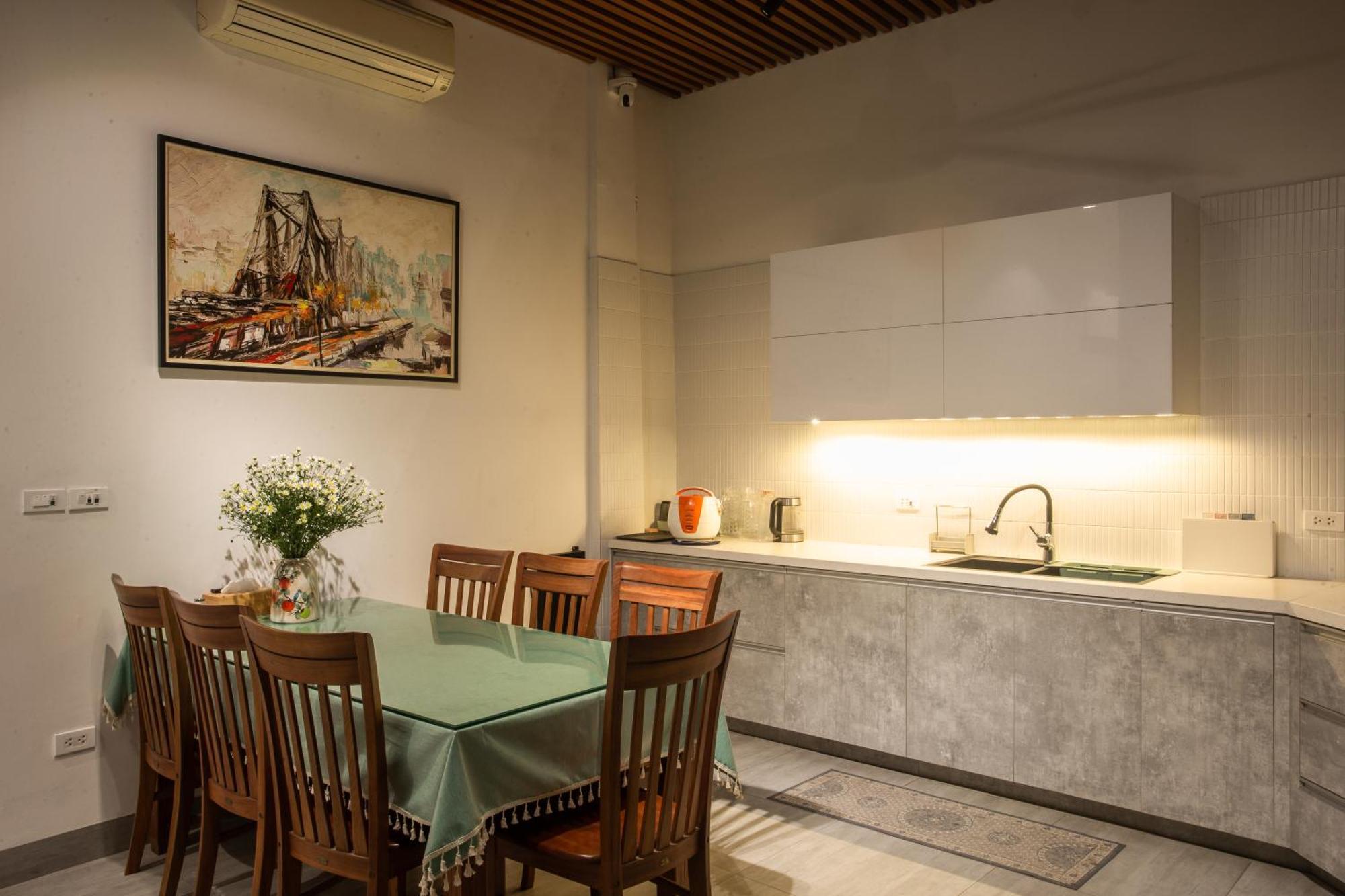 Lanha Hotel - Homestay Hanoi Buitenkant foto